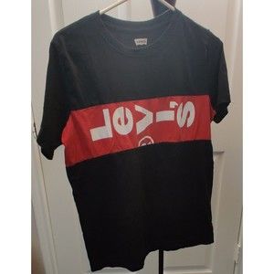 Logo Levi's size XL black short sleeve T shirt 13 - 15 yrs Logo